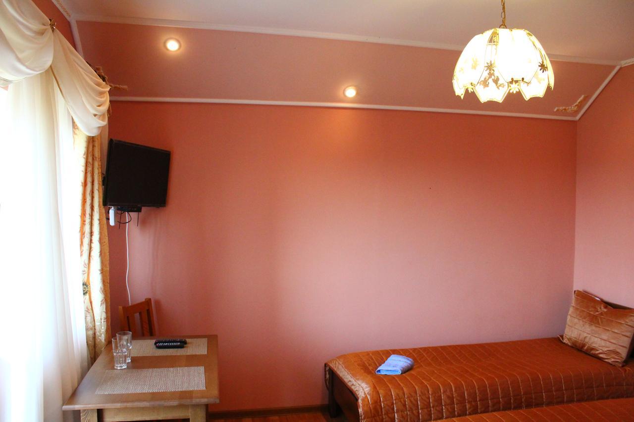 Cafe-Motel Goryanka Uzhhorod Εξωτερικό φωτογραφία